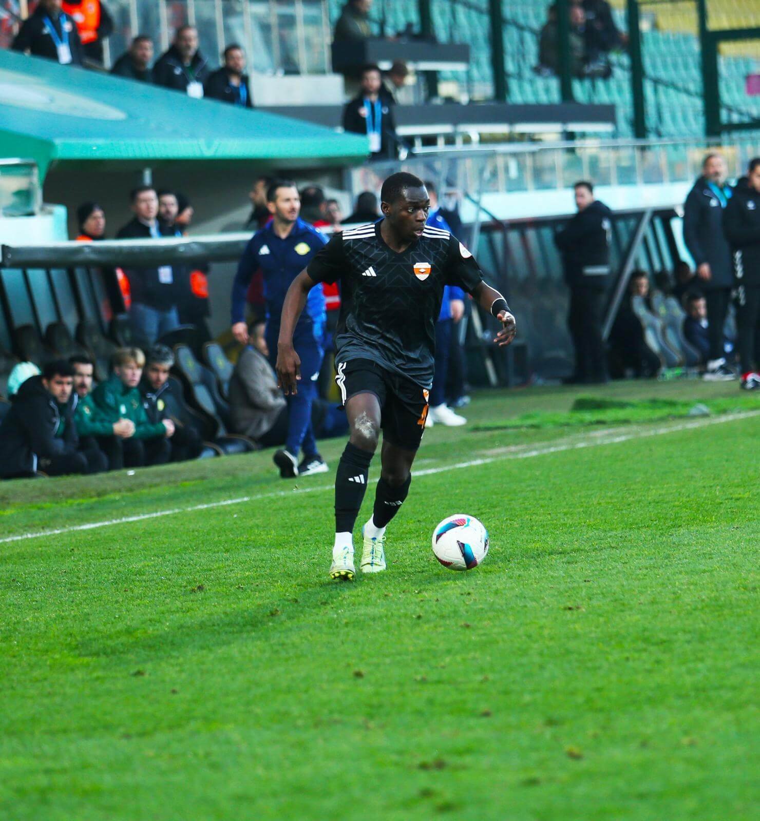 WhatsApp Image 2026-01-12 at 13.52.15 (1)